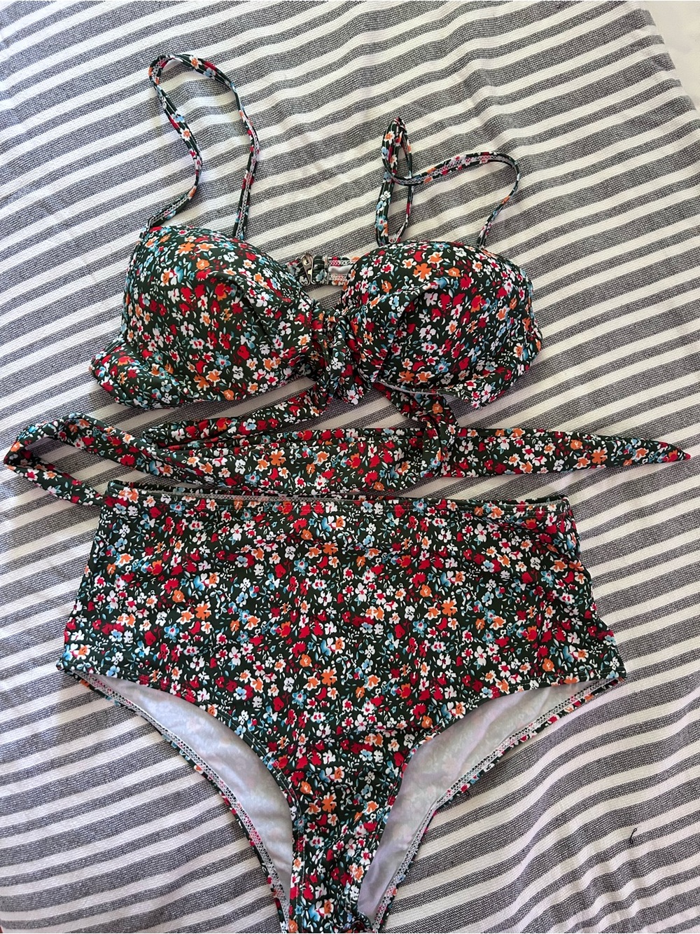 FINAL SALE SHEIN Green Floral High-Waist Bikini Set